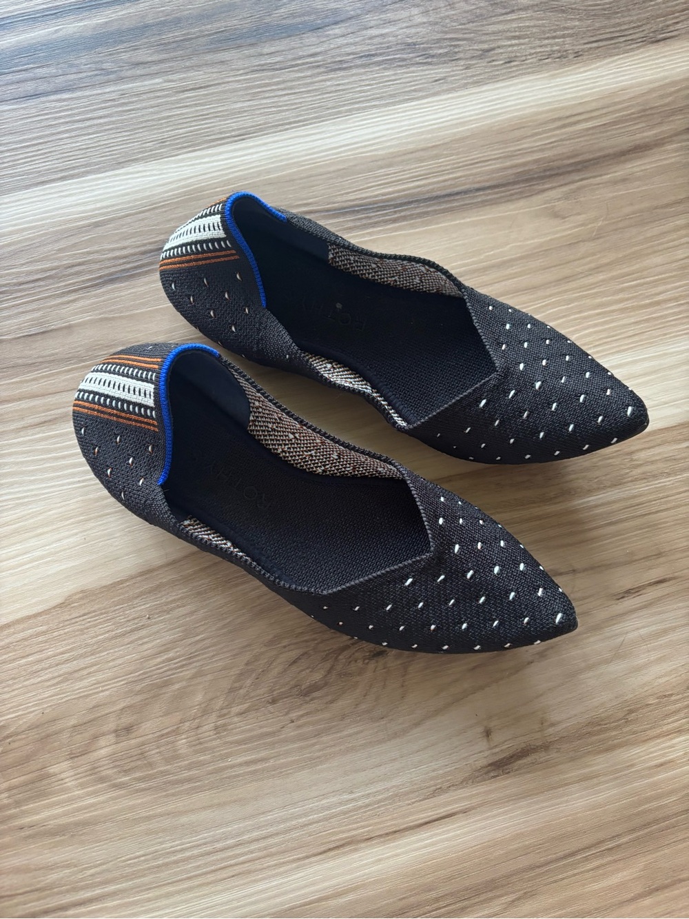 Rothy’s The Point Flats Size 7, Black Ivory Dots